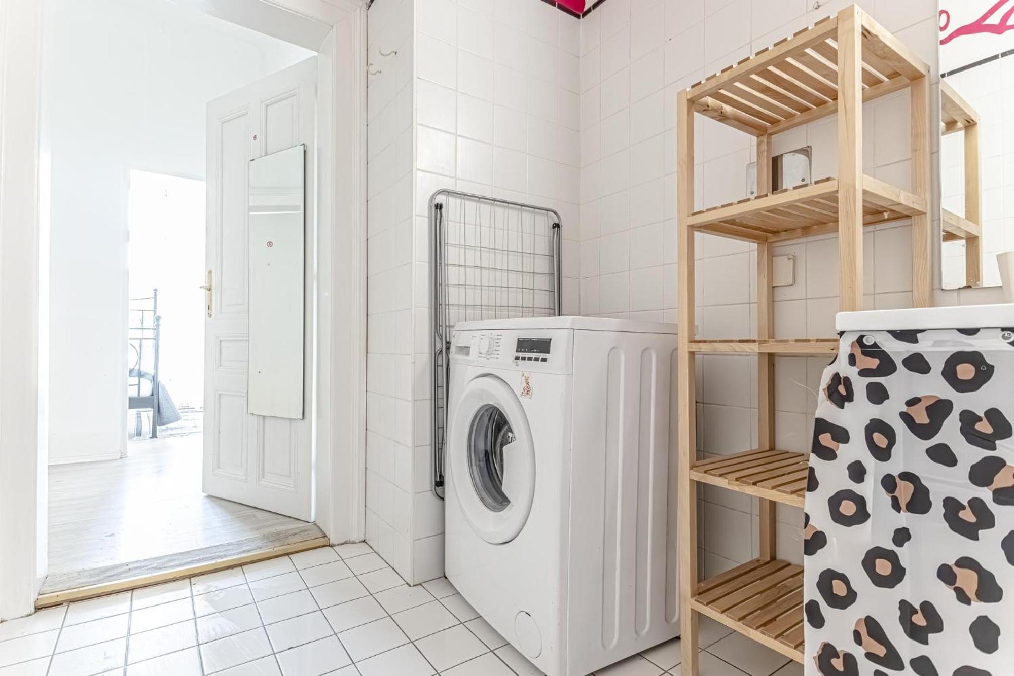 Comfy 3Br Shared Apartment - U6 Subway, Danube & Millenium City Vienna Exterior photo